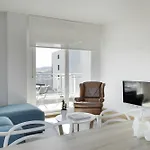 Gladys Enea 10 Apartment By Feelfree Rentals